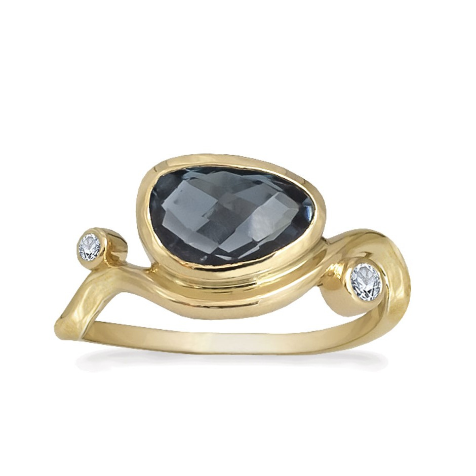 Se Guld ring med sten. 14 karat guldring med blå topas. Rabinovich Evening Star. - størrelse 54 hos De 9 Muser